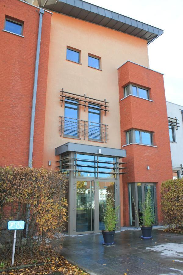 Mondo Hotel Tubize Esterno foto